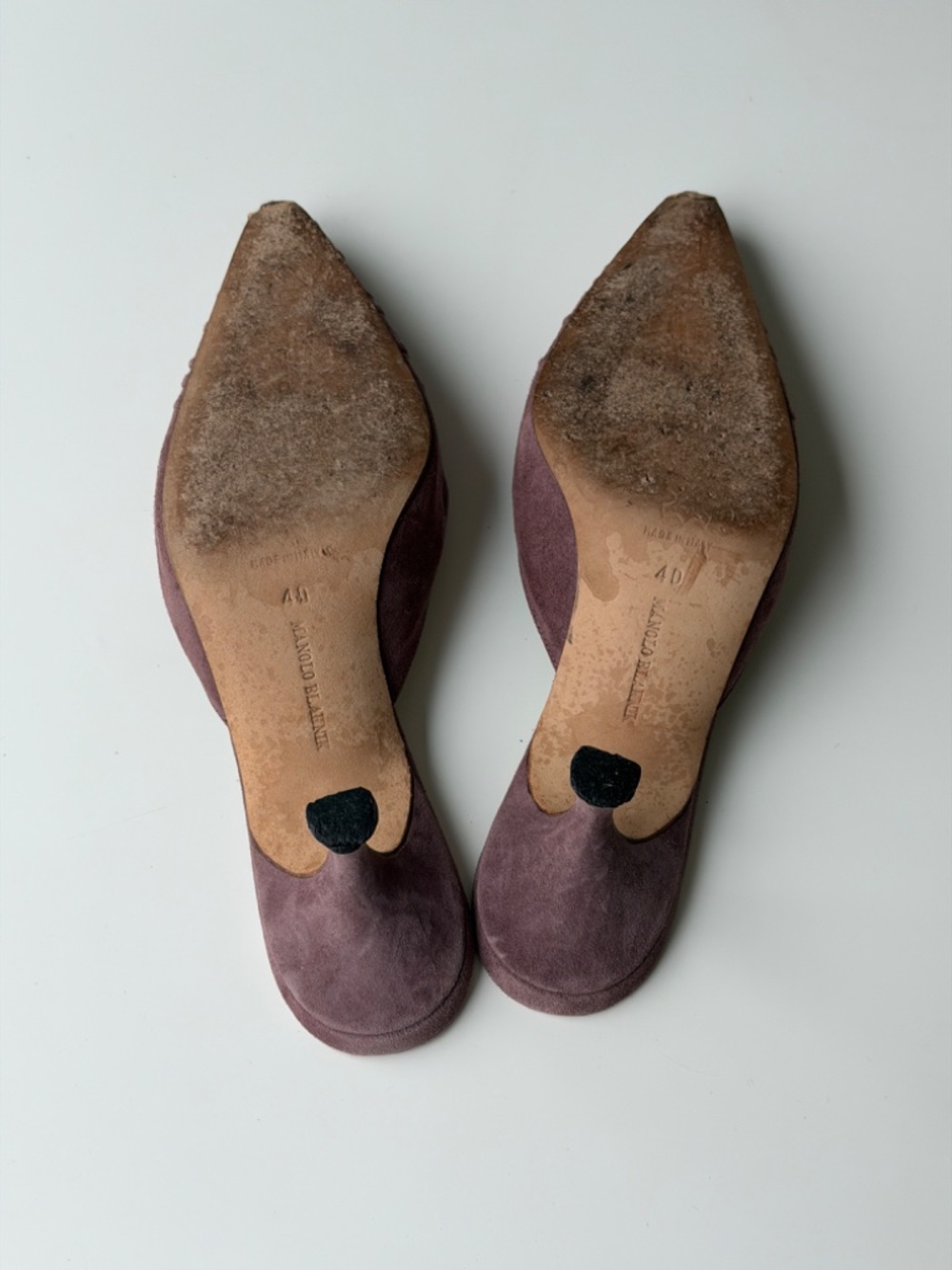 Vintage Manolo Blahnik dusty mauve suede pointed toe mules, IT 40, ~US 9 - Picture 6 of 9